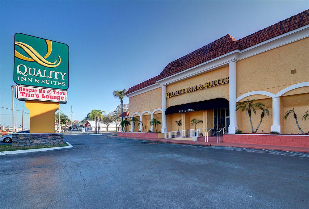 Quality Inn & Suites Conference Center New Port Richey Exterior photo
